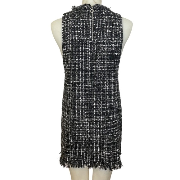 Boucle Dress 🖤 - Picture 2 of 10